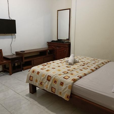 Rumah Kami Guest House Yogyakarta Exterior foto