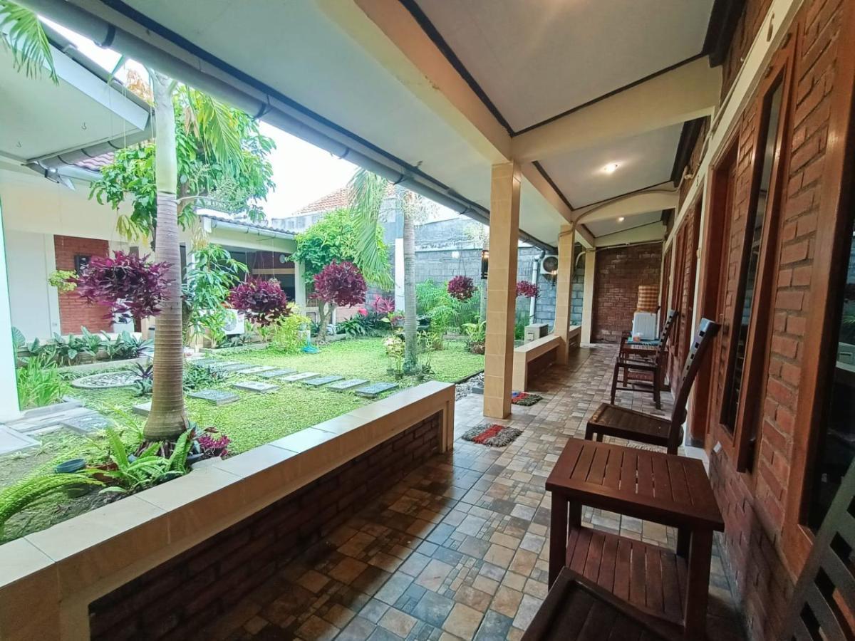 Rumah Kami Guest House Yogyakarta Exterior foto